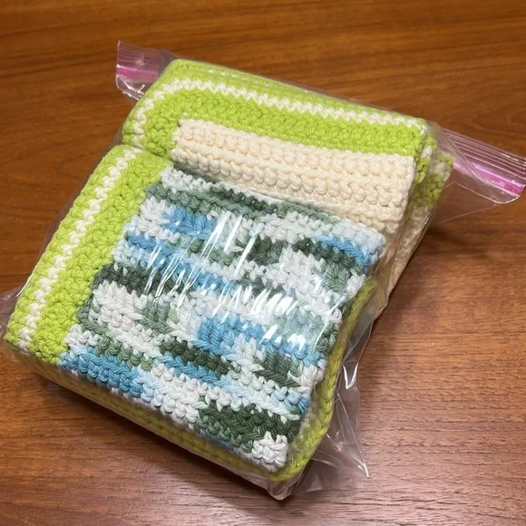 Handmade Set of Four (4) Crochet Placemats Runners - Picture 12 of 13